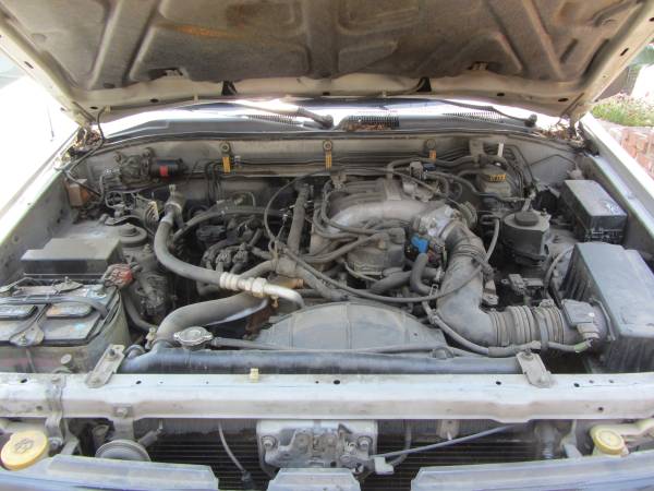1998 Nissan Pathfinder for sale in La Crescenta, CA – photo 9