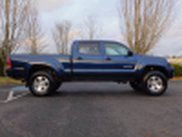 2008 Toyota Tacoma 4X4 V6 / DOUBLE CAB / LONG BED / 1-OWNER / LIFTED... for sale in Portland, OR – photo 4