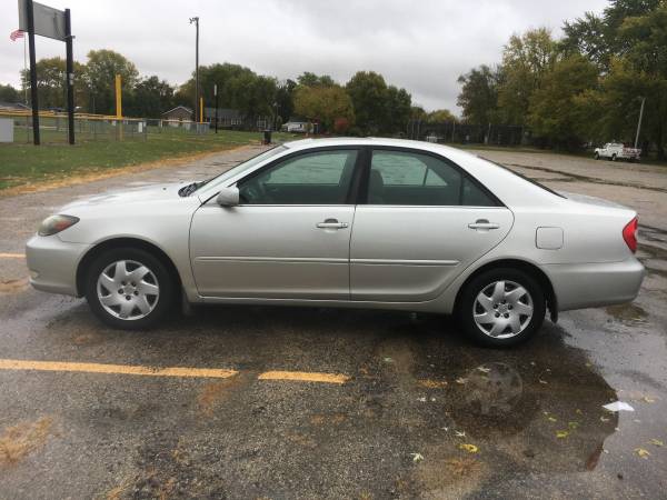 2003 Toyota Camry SE with 122, xxx for sale in chambana, IL – photo 2