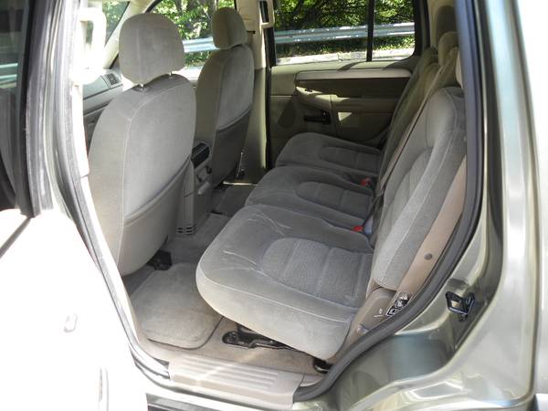 2003 FORD EXPLORER XLT 4WD . THIRD SEAT ----- NO ONE BEATS OUR PRICES for sale in Kirkland, WA – photo 11