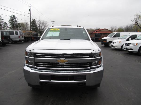 2018 Chevy Chevrolet Silverado 3500HD LT pickup Summit White - cars for sale in Spencerport, NY – photo 2