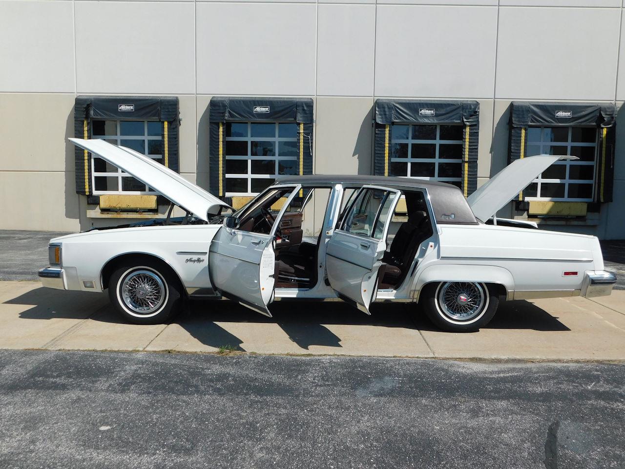 1983 Oldsmobile 98 Regency for sale in O'Fallon, IL – photo 43
