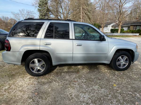 2008 Chevy Trailblzer LT - cars & trucks - by owner - vehicle... for sale in Akron, OH – photo 7