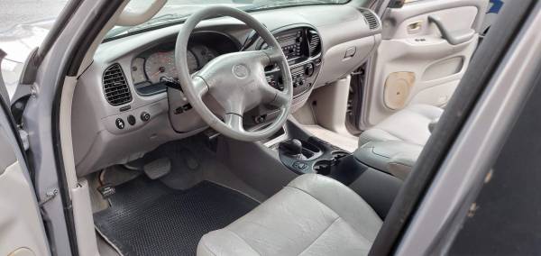 2001 Toyota Sequoia SR5 4X4 Clean Carfax Runs Great Fresh DE Inspected for sale in Newark, DE – photo 15