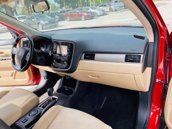 2016 MITSUBISHI OUTLANDER 🚗NO DEALER FEES🤗FULLY LOADED LOW PAYMENTS... for sale in Lake Worth, FL – photo 10