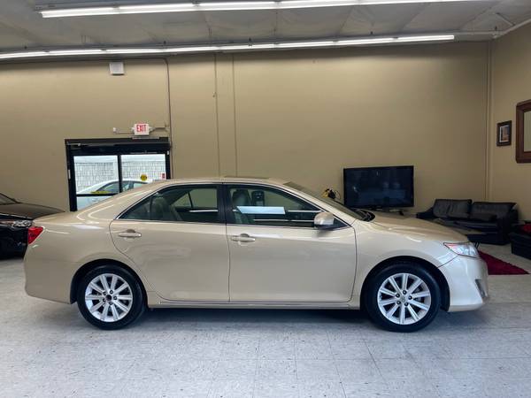 2012 Toyota Camry LOW MILES 83K ONE OWNER CLEAN TITLE - cars & for sale in Martinez, CA – photo 2