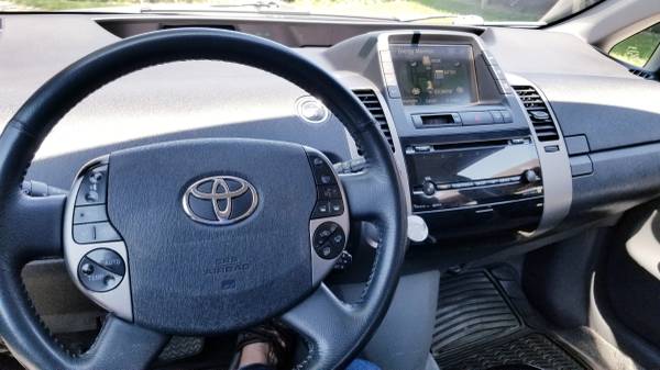 2008 Prius Hatchback Leather, Custom Rims. Navigation, Clean for sale in Marshall, WI – photo 4