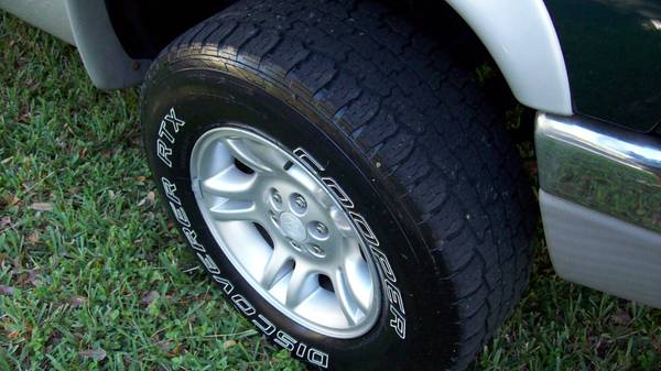 2001 Dodge Club Cab SLT 4WD V-8 - cars & trucks - by dealer -... for sale in Bradenton, FL – photo 10