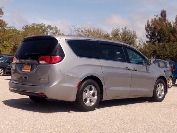 2019 Chrysler Pacifica Hybrid Touring Plus Extra MPGS! Low 13K for sale in Sarasota, FL – photo 4