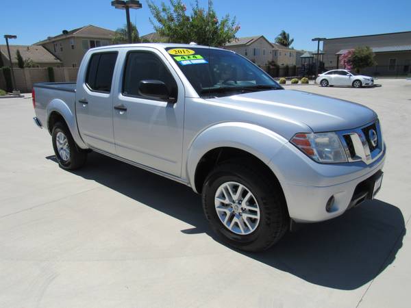 2015 NISSAN FRONTIER CREW CAB SV PICKUP 4WD 5 FT for sale in Oakdale, CA