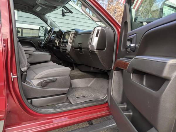 An Impressive 2014 GMC Sierra 1500 with 95,212 Miles-Hartford - cars... for sale in Thomaston, CT – photo 10