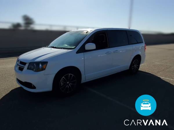 2018 Dodge Grand Caravan Passenger GT Minivan 4D van White - FINANCE... for sale in Atlanta, CA – photo 3