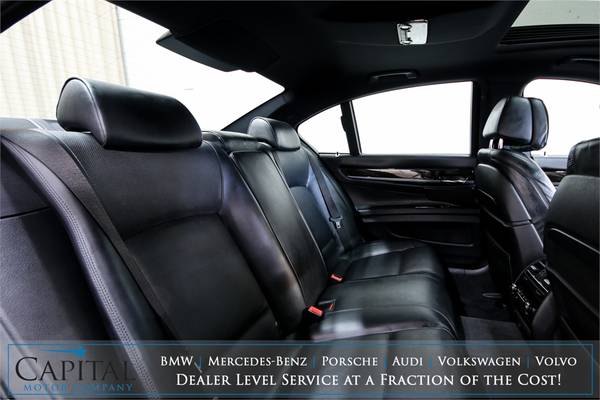 15 BMW 750xi xDrive AWD w/Night Vision, Massage Seats, M-Sport for sale in Eau Claire, WI – photo 6