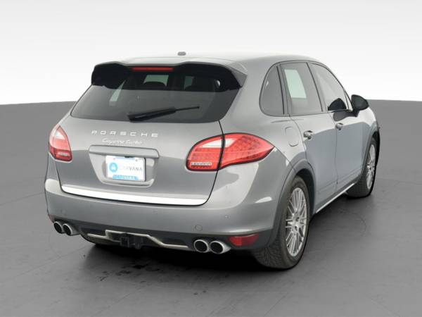 2011 Porsche Cayenne Turbo Sport Utility 4D suv Gray - FINANCE... for sale in South Bend, IN – photo 10