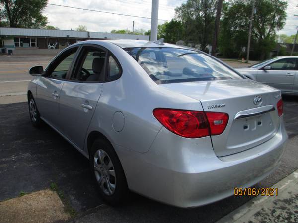 2010 Hyundai Elantra SE - - by dealer - vehicle for sale in Pacific, MO – photo 4