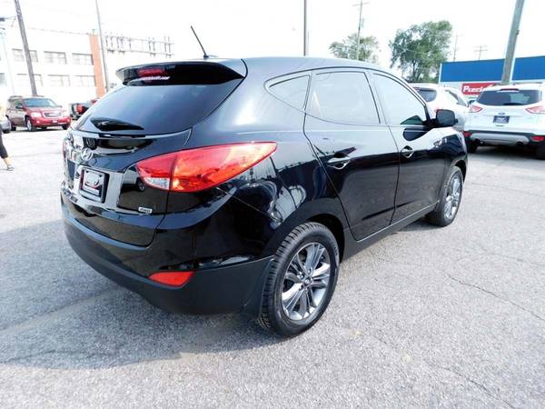 2015 HYUNDAI TUCSON AWD 4DR GLS - cars & trucks - by dealer -... for sale in SOUTH BEND, MI – photo 3