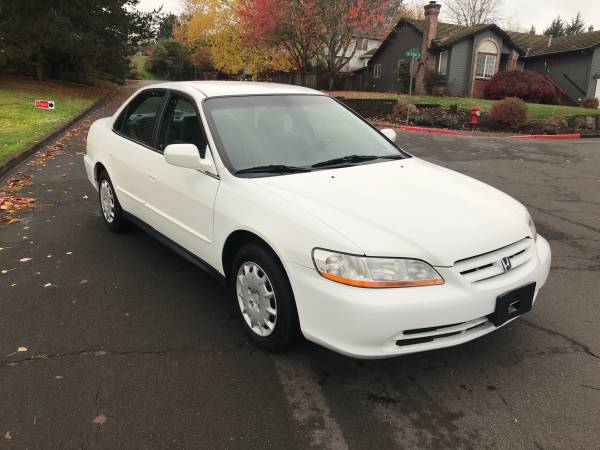 2001 HONDA ACCORD LX One Owner **92000** miles CALL/TEXT - cars &... for sale in Dundee, OR – photo 3