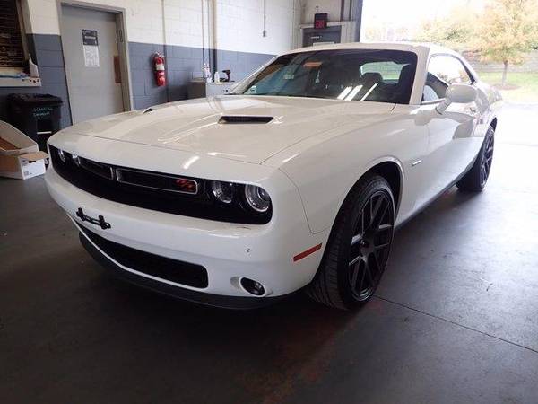 2017 Dodge Challenger R/T - coupe - cars & trucks - by dealer -... for sale in Cincinnati, OH – photo 7