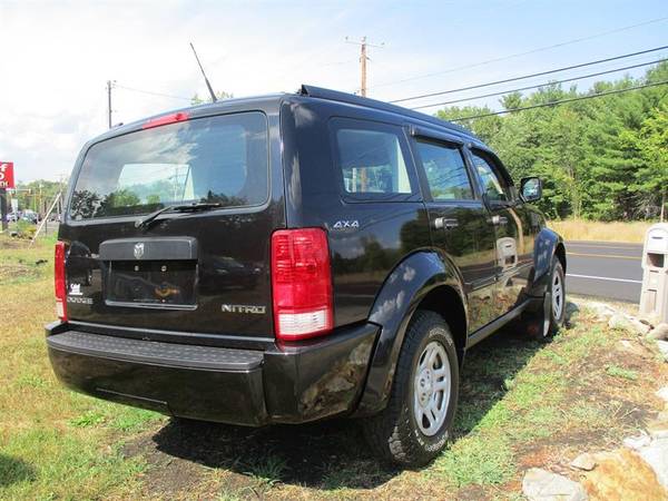 2011 Dodge Nitro SE 4WD - cars & trucks - by dealer - vehicle... for sale in Somersworth , NH – photo 5