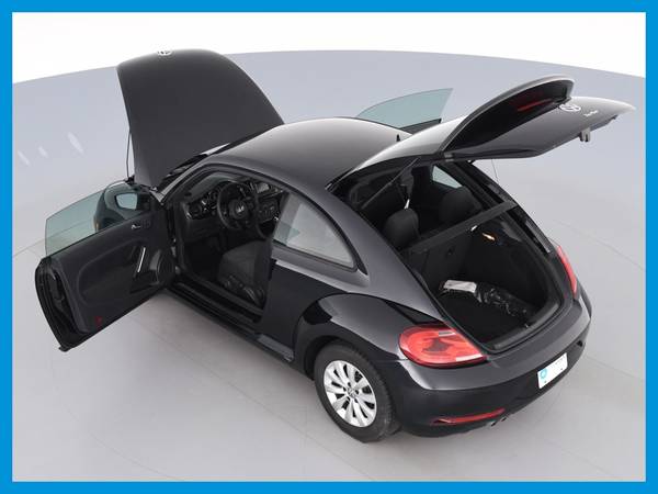 2017 VW Volkswagen Beetle 1 8T S Hatchback 2D hatchback Black for sale in Washington, District Of Columbia – photo 17