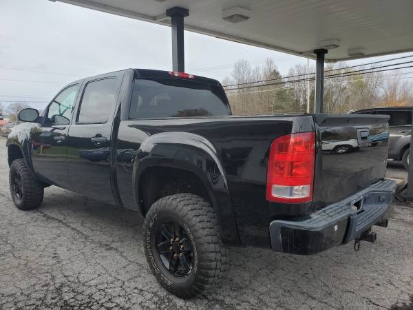2011 GMC Sierra 1500 Crew Cab 4x4, Lifted, Sharp Looking Truck -... for sale in Oswego, NY – photo 16