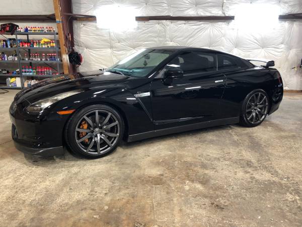 2009 Nissan GT-R Premium - - by dealer - vehicle for sale in PUYALLUP, WA – photo 2