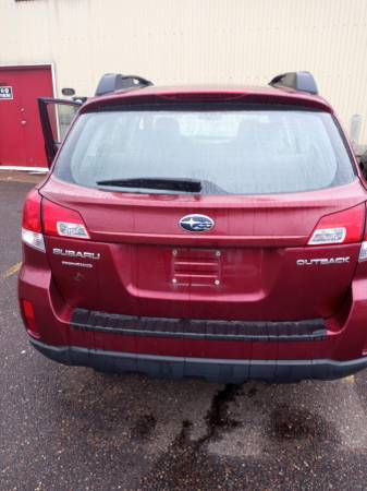 2011 Subaru Outback 2011 for sale in Saint Paul, MN – photo 2