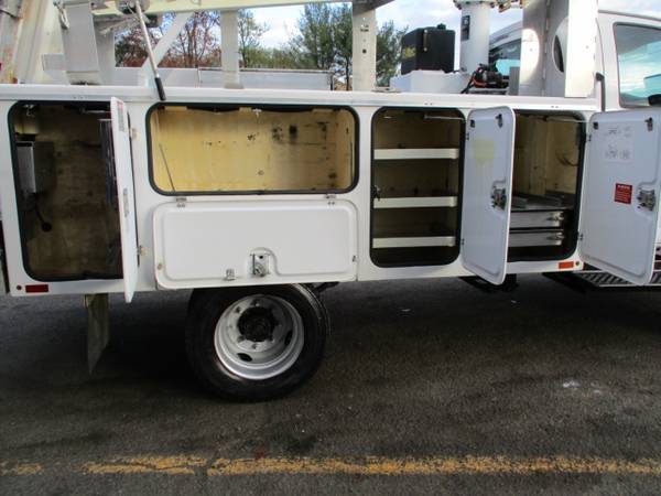 2008 Chevrolet CC4500 SERVICE BODY TRUCK GAS 8 1L ENGINE 4X4 for sale in south amboy, IN – photo 12