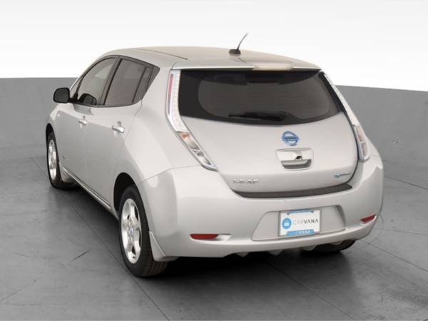 2011 Nissan LEAF SL Hatchback 4D hatchback Silver - FINANCE ONLINE -... for sale in Bakersfield, CA – photo 8
