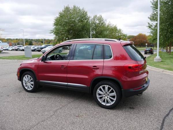 2016 Volkswagen Tiguan SE for sale in Burnsville, MN – photo 8