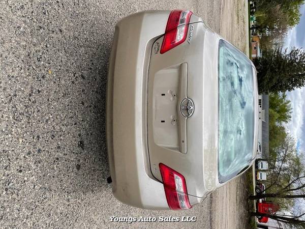 2009 Toyota Camry LE 5-Spd AT - - by dealer - vehicle for sale in Fort Atkinson, WI – photo 9