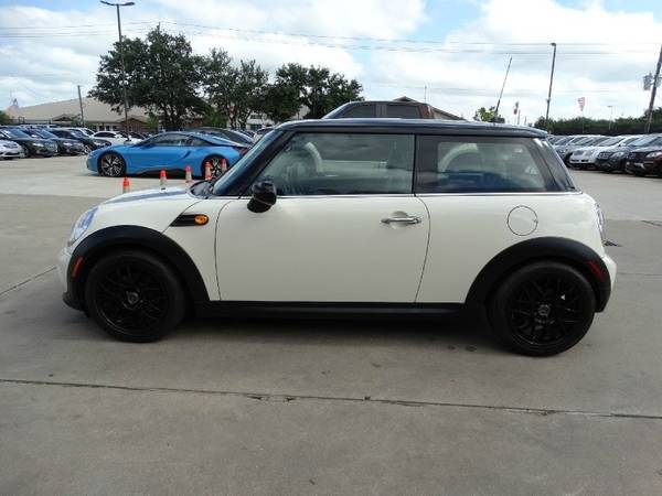 2013 Mini Cooper Hardtop 2dr Cpe Coupe - cars & trucks - by dealer -... for sale in Houston, TX – photo 17