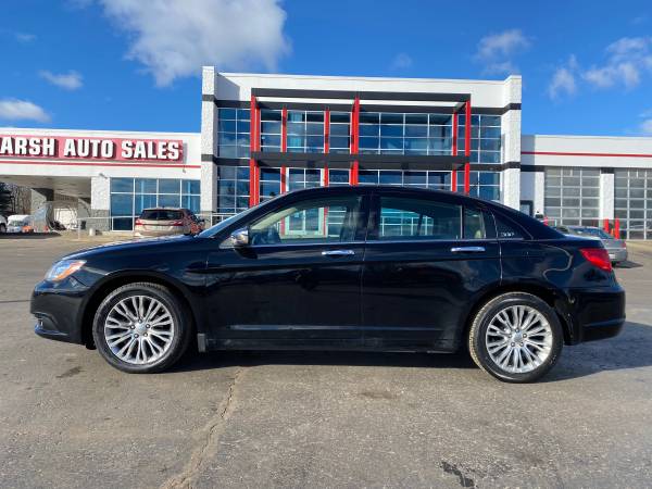 Loaded! 2013 Chrysler 200 Limited! Affordable! Clean Carfax! - cars for sale in Ortonville, MI – photo 2
