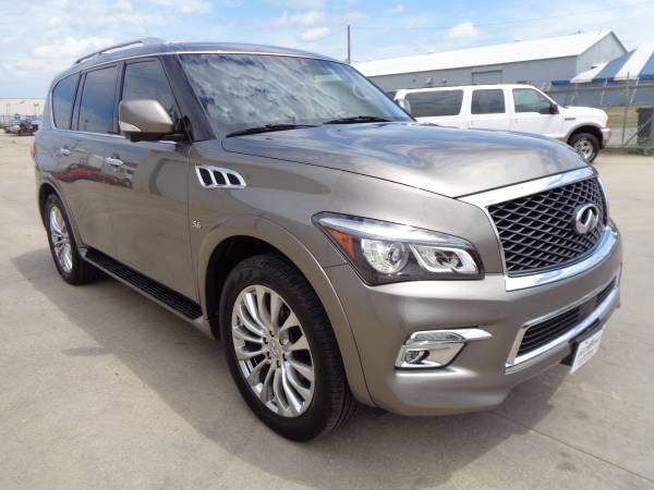 2017 Infiniti QX80 PRICE REDUCED!!! - cars & trucks - by dealer -... for sale in fort dodge, IA – photo 4