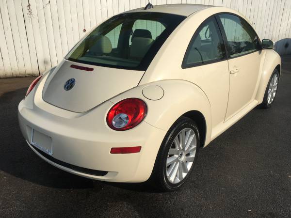 2008 Volkswagon Beetle SE Automatic 2.5 Liter 92,000 Miles - cars &... for sale in Watertown, NY – photo 16