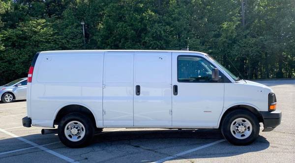 2015 Chevrolet Express 3500 Cargo Van Diesel RWD for sale in Chattanooga, TN – photo 7