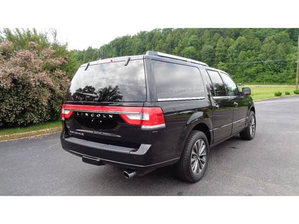 2017 Lincoln Navigator L Select for sale in Franklin, NC – photo 2
