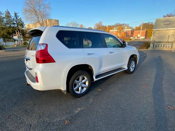 2010 Lexus GX 460 4WD 4dr -EASY FINANCING AVAILABLE - cars & trucks... for sale in Bridgeport, MA – photo 7