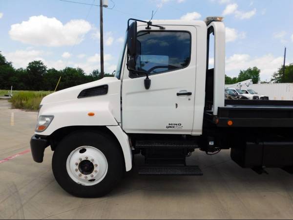 2006 Hino Air Ride Equipment or 3-Car Hauler RollBack Tow Truck CDL for sale in irving, TX – photo 6