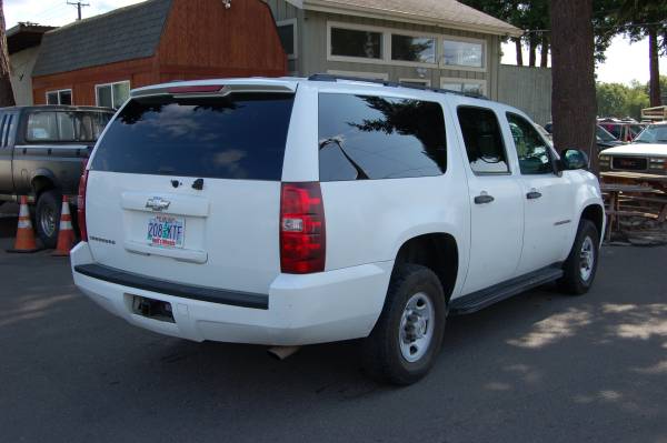 📞2009 Chevy Suburban⚠️ 4x4 ⚠️ $189 a month! for sale in Eugene, OR – photo 4