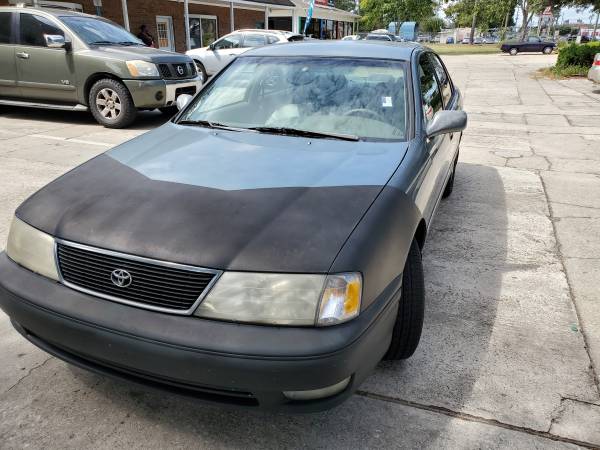 1998 TOYOTA AVALON XL...133K MILES ONLY.... for sale in Tallahassee, FL