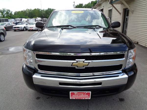 2009 Chevrolet Silverado 1500 4WD Ext Cab * ONLY 37K MILES * 1 OWNER * for sale in Brockport, NY – photo 2