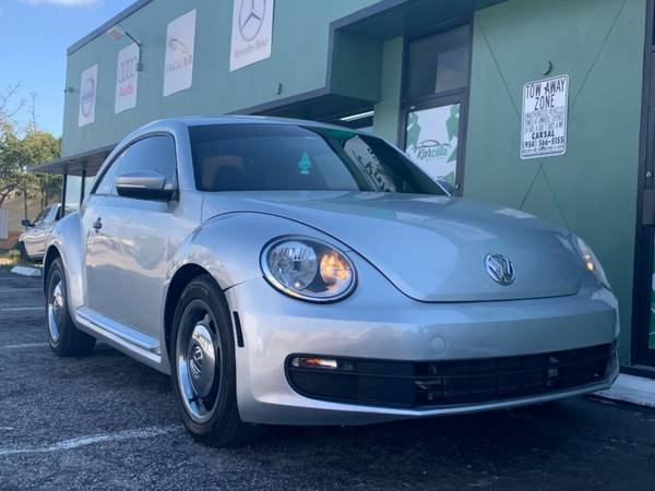 2015 Volkswagen Beetle 1 8T Classic PZEV 2dr Coupe 6A - cars & for sale in Oakland park, FL – photo 8