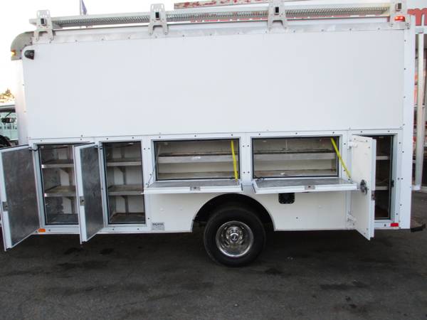 2014 Ford Econoline Commercial Cutaway E-450 ENCLOSED UTILITY BODY for sale in south amboy, MI – photo 11