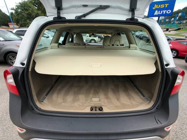 2011 Volvo XC70 4dr Wgn 3.2L - cars & trucks - by dealer - vehicle... for sale in Knoxville, TN – photo 18