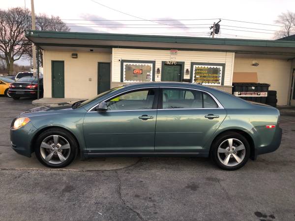 2009 Chevrolet Malibu LT - cars & trucks - by dealer - vehicle... for sale in milwaukee, WI – photo 3