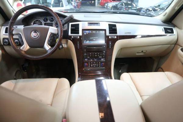 2009 Cadillac Escalade Hybrid 4WD - cars & trucks - by dealer -... for sale in CHANTILLY, District Of Columbia – photo 2