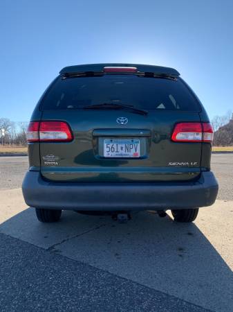 2001 Toyota Sienna - cars & trucks - by owner - vehicle automotive... for sale in Plymouth, MN – photo 3