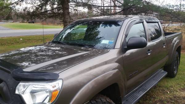 2014 Toyota Tacoma SR5 Crew 4X4 - cars & trucks - by owner - vehicle... for sale in Plattsburgh, New York, VT – photo 3
