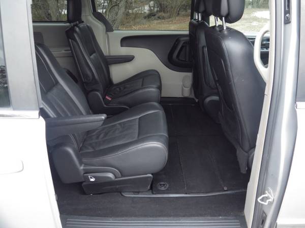 2012 Chrysler Town Country Touring 4dr Mini Van - - by for sale in East Brunswick, NJ – photo 14